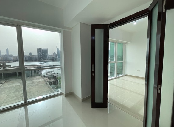 Bright 1BR Unit | Waterfront Living | High Tower