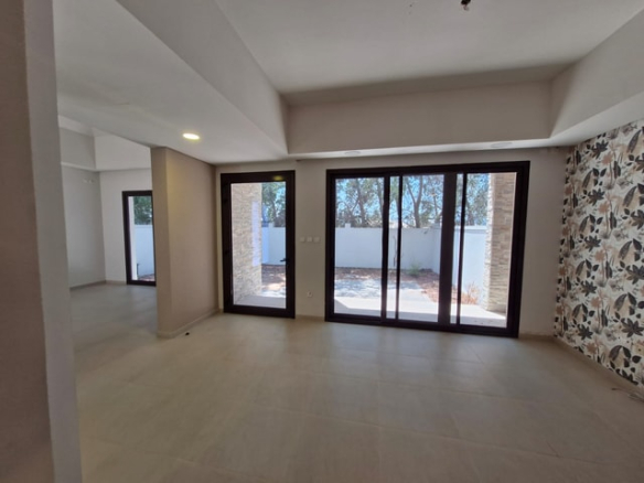 Spacious Interior 3BR Villa | Modern Family Living