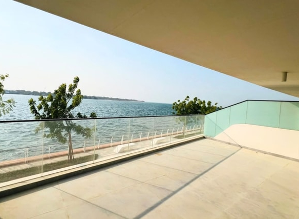 Full Sea View 4BR+M | Generous Living Space Vacant