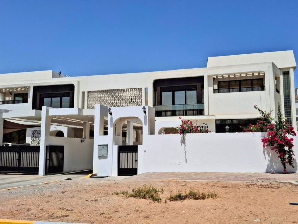 2 Villas for the Price of 1 | Al Muroor Road