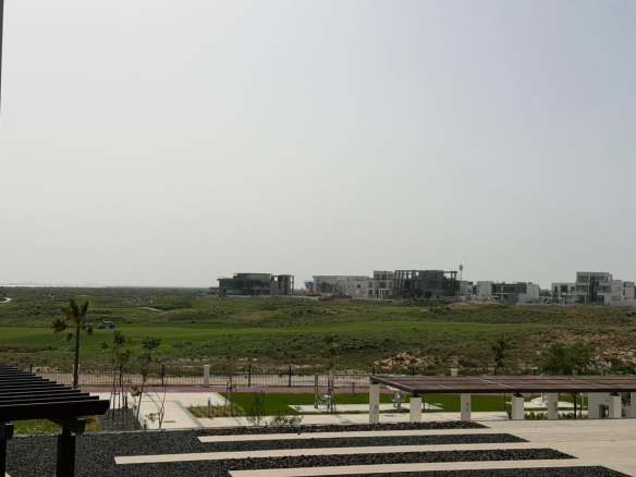 Fully Furnished 1BR | Vibrant Location | Golf View