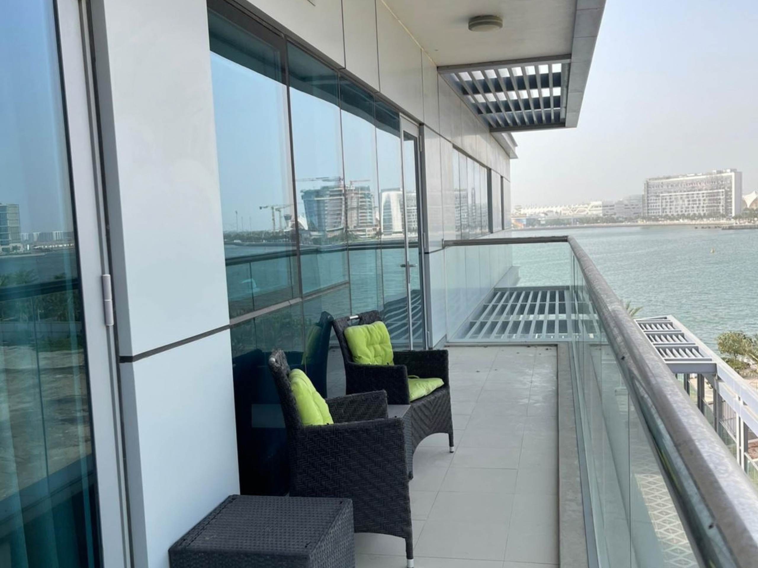 f0cdcf8f-1fa3-456f-9edc-688f32777c45-upload_original Well-planned Living 1BR+Store | Luxury Sea View