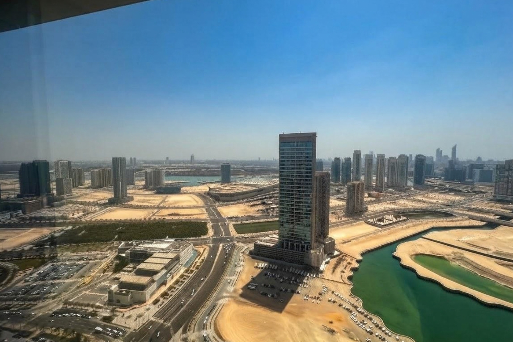 Elegant 2BR Apartment | Sun Tower, Al Reem Island